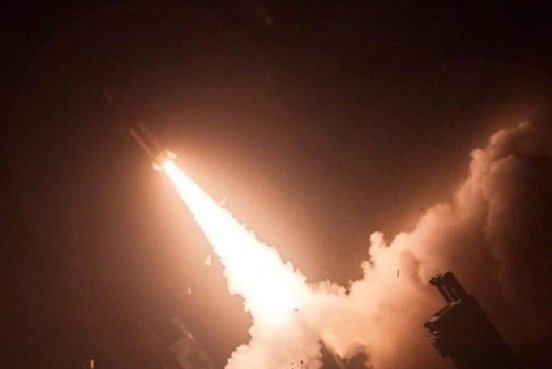 Japón llama a evacuar tras información de que Corea del Norte lanzó misiles