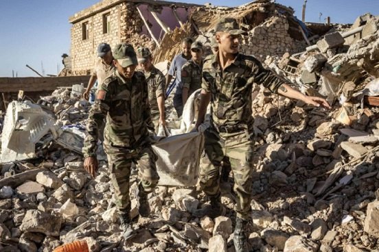 Suman más de 2 mil muertos por terremoto en Marruecos