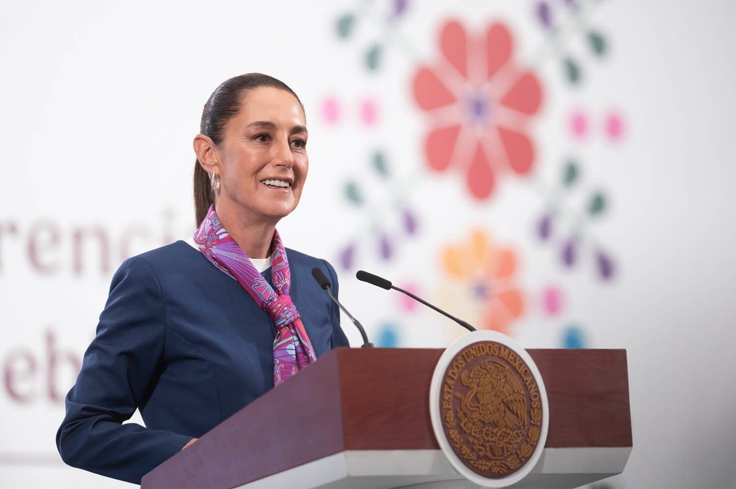 Celebra Sheinbaum participación en la primera elección judicial