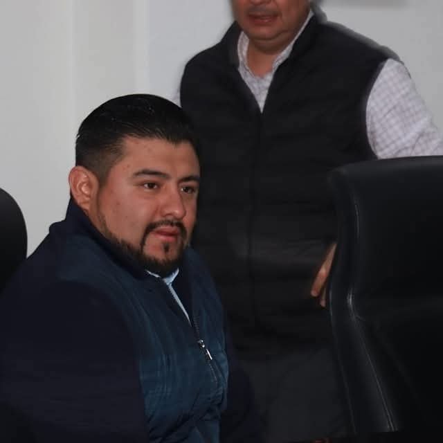 Atentan contra sexto regidor de Chalco y provocan bloqueos carreteros