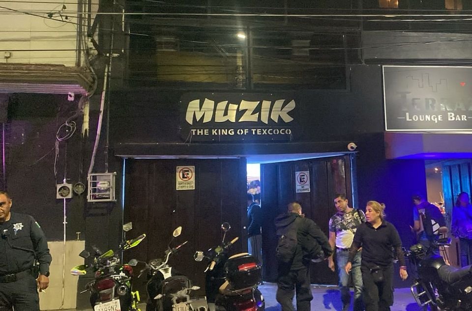 Fiesta clandestina pone en riesgo a más de mil jóvenes en Texcoco