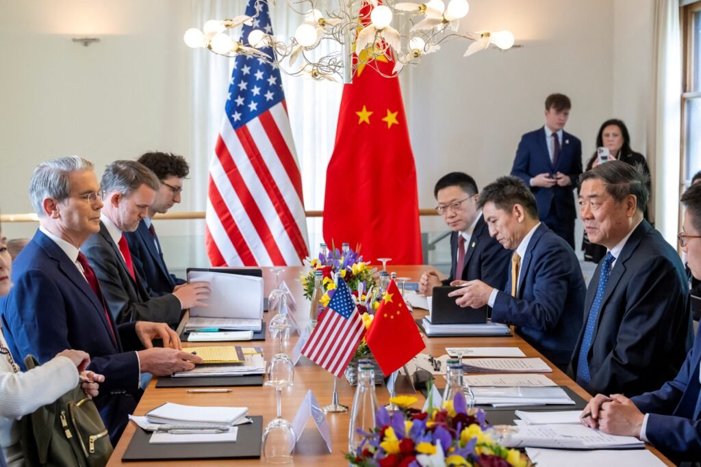 EU aplaza por 90 días la entrada en vigor de nuevos aranceles a China