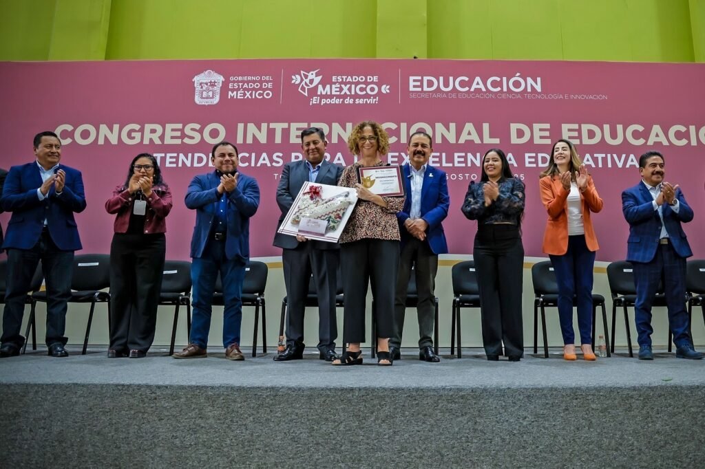 Más de 45 mil docentes del Estado de México participan en Congreso Internacional