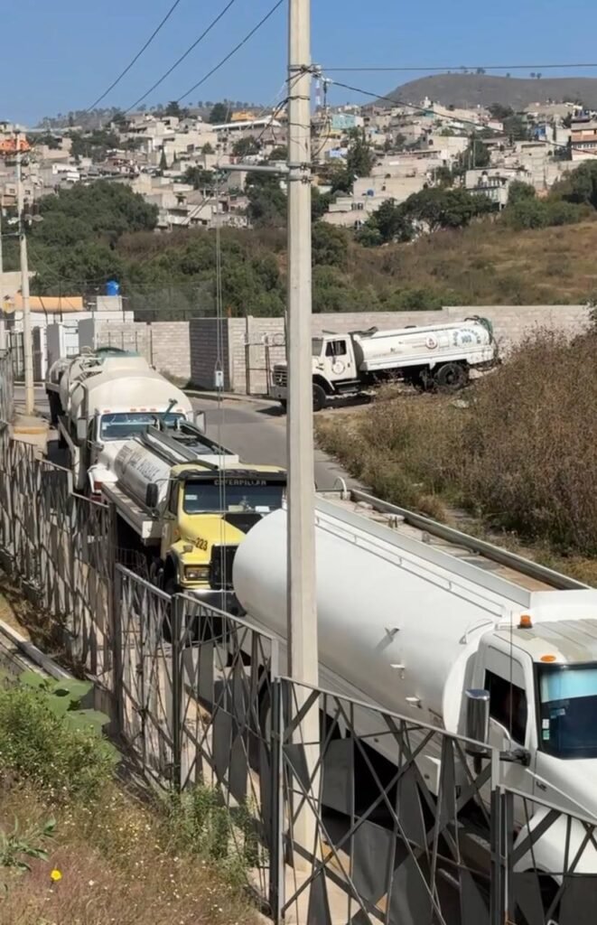 Frenan huachicoleo de agua vecinos de la colonia Cerro del Tejolote