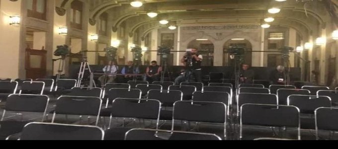 En riesgo, conferencias mañaneras de AMLO