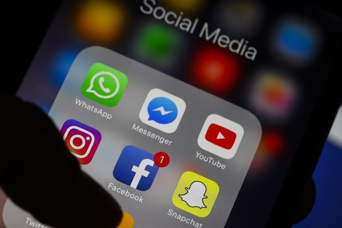 Las redes sociales y la transgresión consensuada