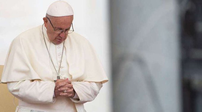 Papa Francisco pide no olvidar a los más débiles