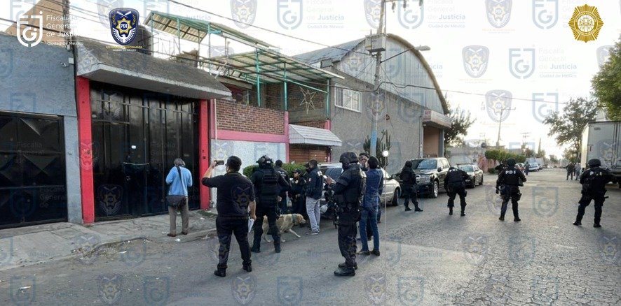 En cateo, recuperan autopartes robadas en Iztapalapa