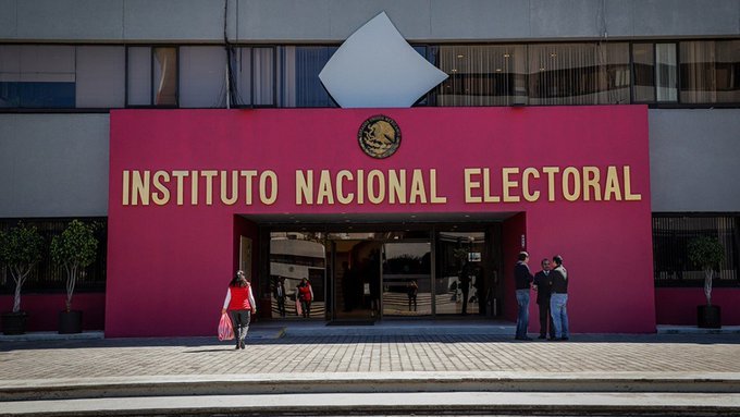 El INE extralimita sus facultades; es antimorena, antiamlo y anti4t