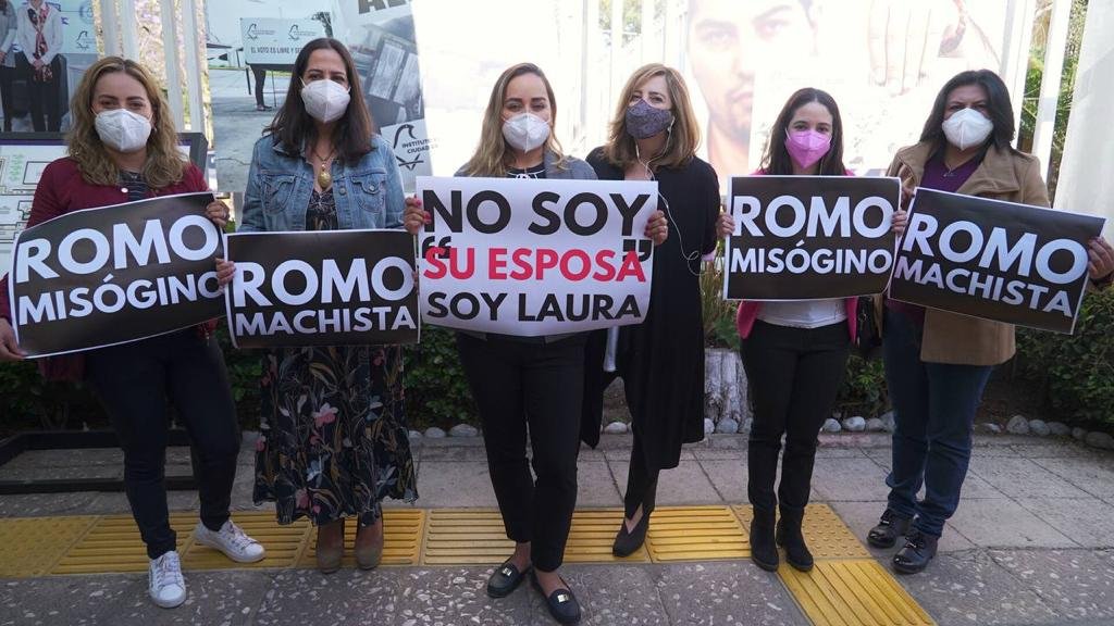 Denuncian a Romo por violencia política de género