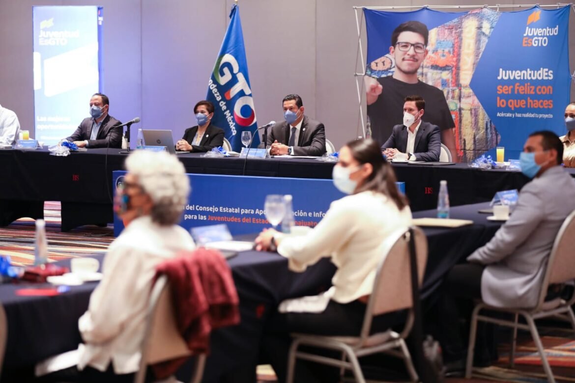 Encabeza gobernador de Guanajuato instalación del Consejo Estatal de Juventud