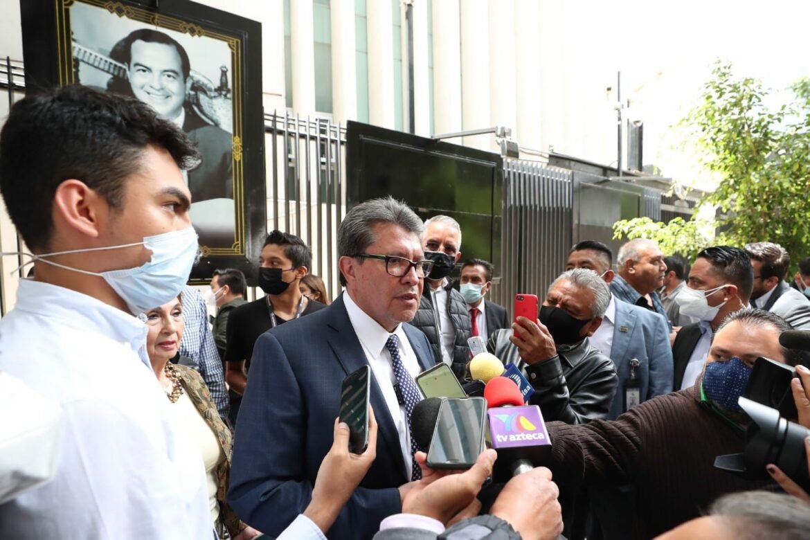 Revocación de mandato y Ley de la Armada de México, temas a discutir: Monreal