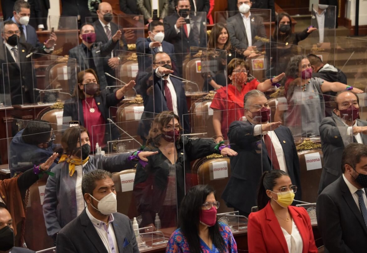 Instala el Congreso capitalino su II Legislatura