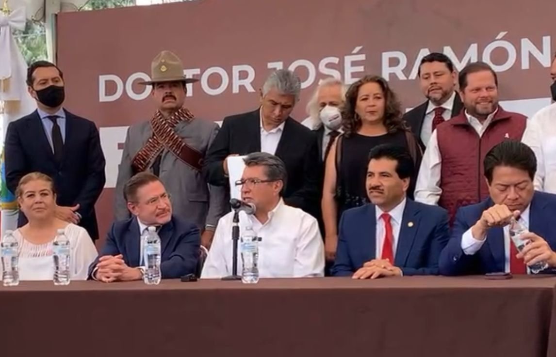 Adelanta Monreal que se retomará regulación de cannabis