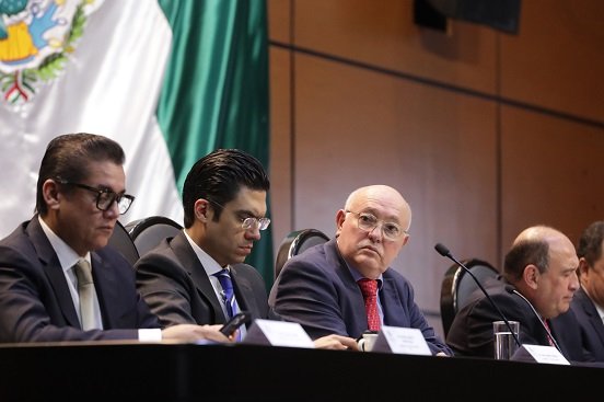 Hallan pagos "fantasma" por 104 mdp en programas de AMLO