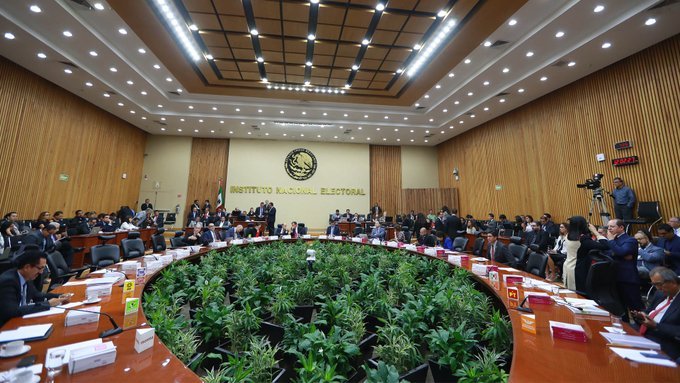 Avanza INE en el diseño de la papeleta para la Revocación de Mandato