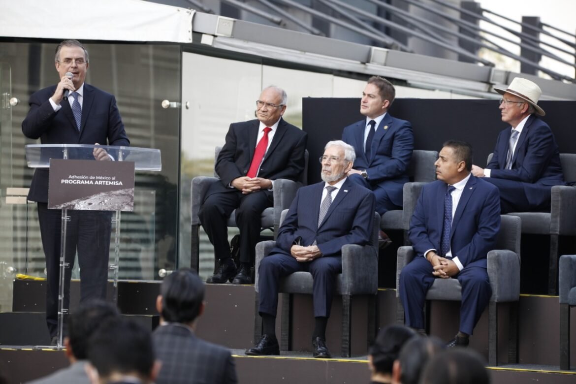 México se adhiere al Programa Artemisa de la NASA