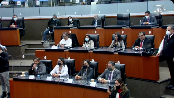 Monreal corrige la plana e impide violación al proceso legislativo