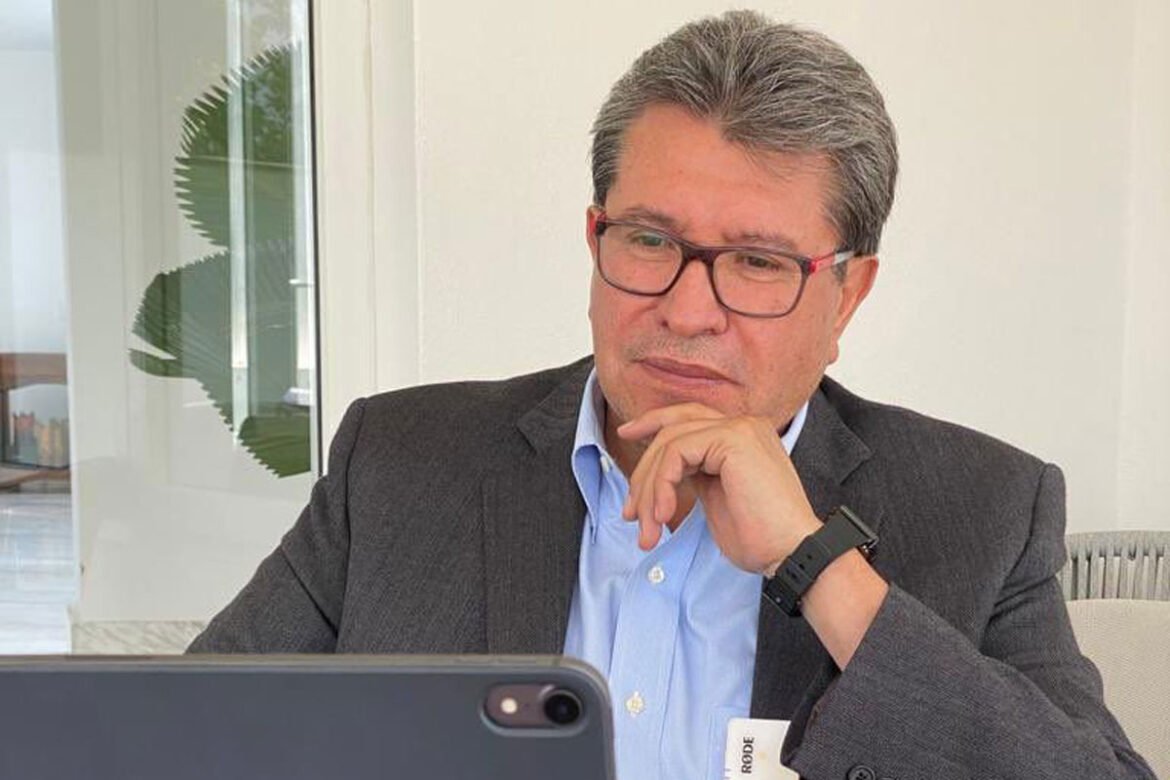 Si estados carecen de contrapesos se convierten en autocráticos: Monreal