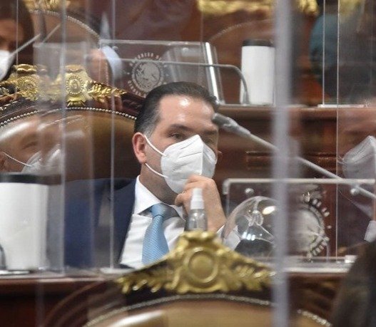 Urge Christian Von a a avanzar en reforma vs "terroristas" del volante