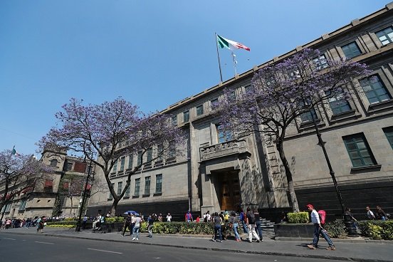 SCJN suspende parcialmente "decretazo" de AMLO