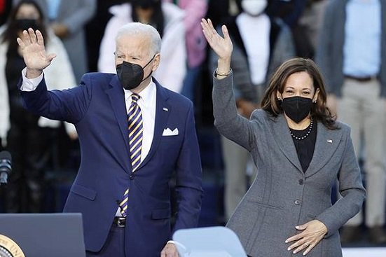 Biden anuncia que Kamala Harris será compañera de fórmula en 2024