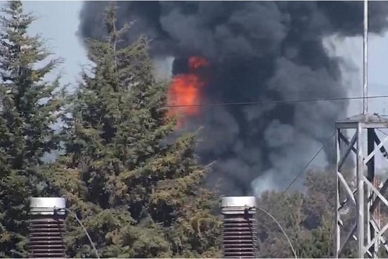 Se incendia fábrica de solventes en el Estado de México