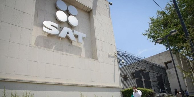 Ordenan al SAT devolver 338 mdp a Carmela Azcárraga