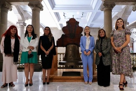 Sheinbaum y gobernadoras de Morena convocaron al foro "Mujeres por la 4T"