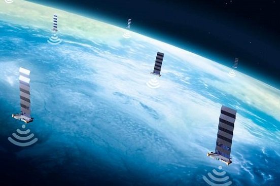 Elon Musk activa servicio satelital de internet Starlink en Ucrania