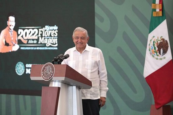 "Yo escribí el comunicado al Parlamento Europeo": AMLO