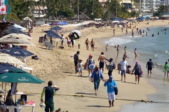 Ingresan 4.6 millones de visitantes internacionales en enero de 2022