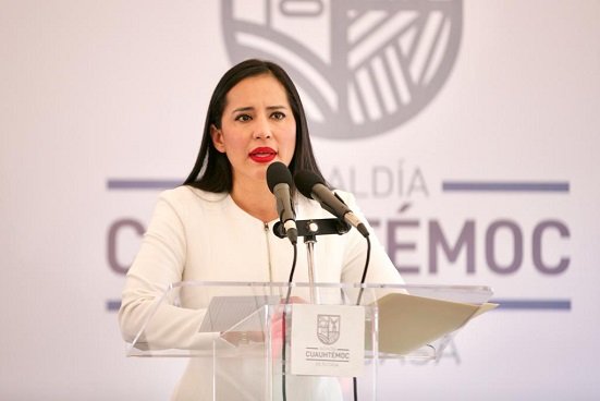 Sandra Cuevas pide licencia para enfrentar acusación en su contra