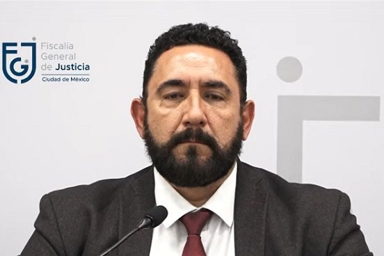 Cuevas tiene suspensión temporal del cargo, no destitución: FGJ