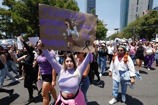 Mujeres marchan en CDMX para exigir justicia en el caso Debanhi