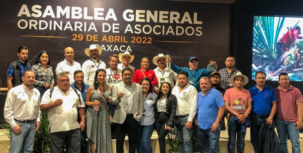 Hipócrates Nolasco desfalcó al Consejo Regulador del Mezcal com 18 mdp