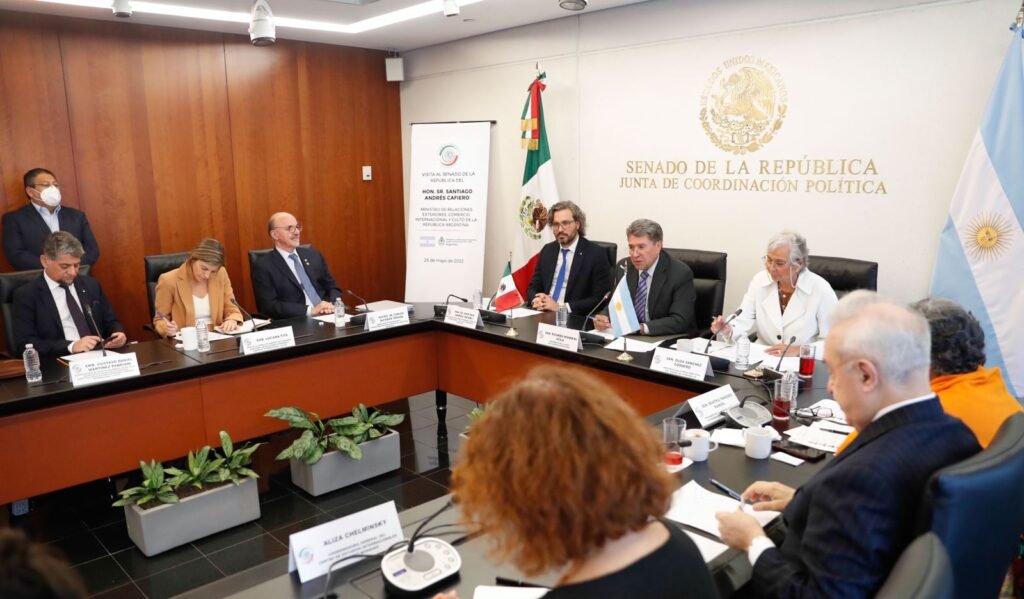 Monreal ve oportunidad de desarrollo para Argentina y México por Ucrania