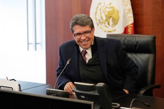Monreal propone "tregua política" en Puebla para fortalecer a la 4T