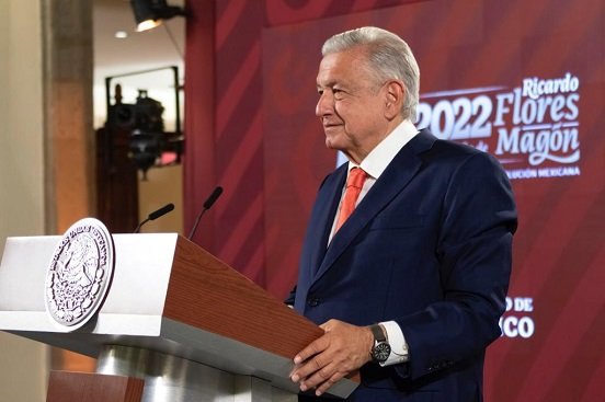 Que no se excluya a nadie en pasarela de presidenciables: AMLO