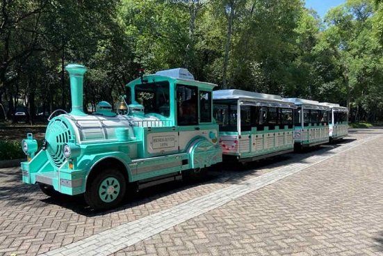 Inicia operación trenecito eléctrico del Bosque de Chapultepec