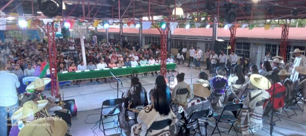 Monreal presenta en Anenecuilco plan de democracia y participación ciudadana