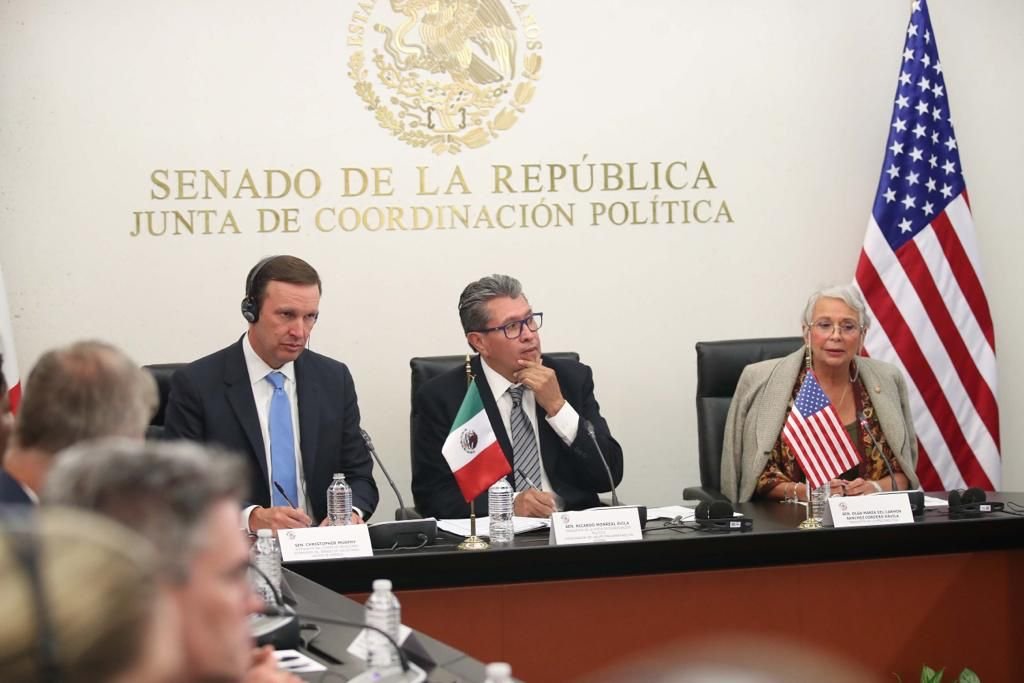 Monreal, firme, rechaza pronunciamientos unilaterales en EU sobre seguridad en México