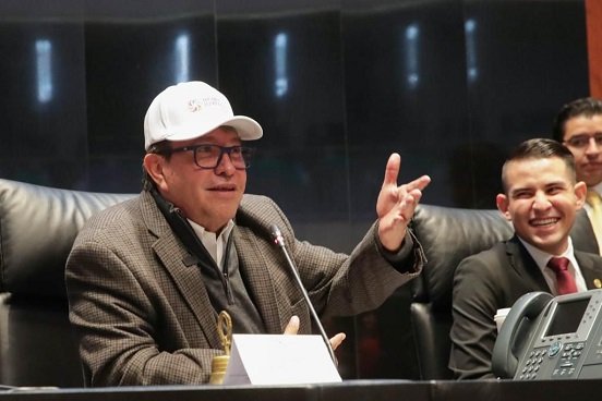 A dejar encono y rencor y optar por reconciliación, llamó Monreal en Parlamento Juvenil 2022