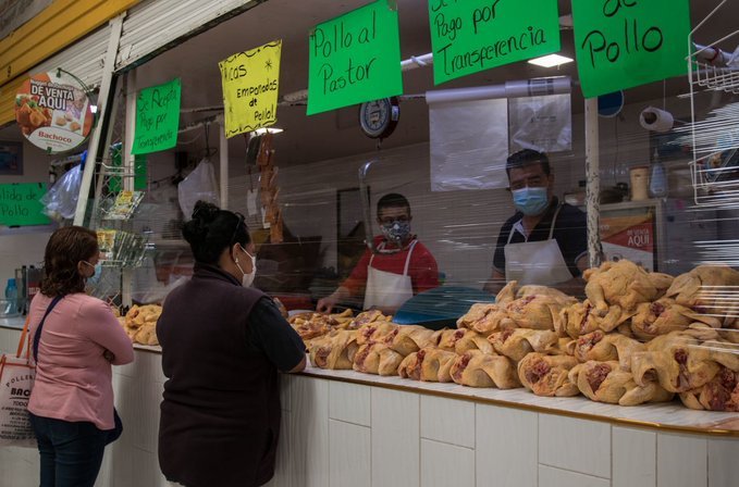 Inflación sorprende a la baja, pero precios de alimentos siguen al alza