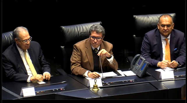 Mi futuro está en mis manos, no en quienes me atacan: Monreal