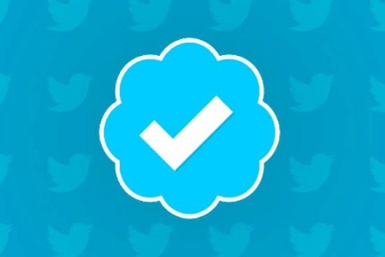 Elon Musk anunció que la verificación de Twitter será por colores