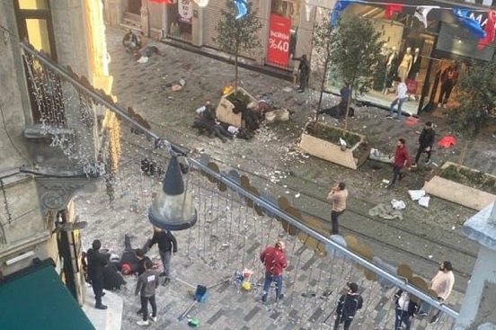 Seis muertos y 53 heridos tras explosión en el centro de Estambul