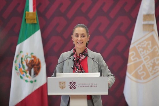 Sheinbaum promete que el Trolebús Elevado será ampliado hasta Mixcoac