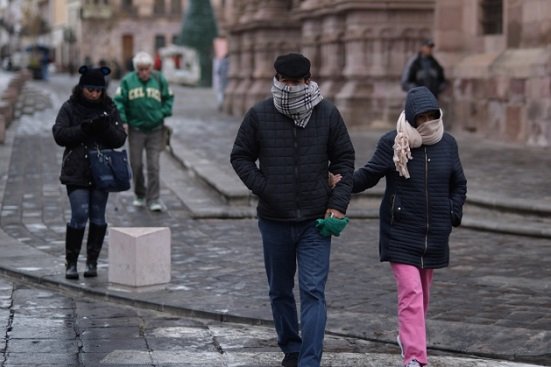 Emiten alerta amarilla por frío en cinco alcaldías de la CDMX
