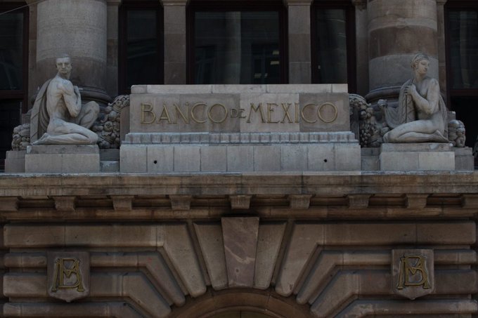 Banxico sube pronósticos de crecimiento a 3 por ciento